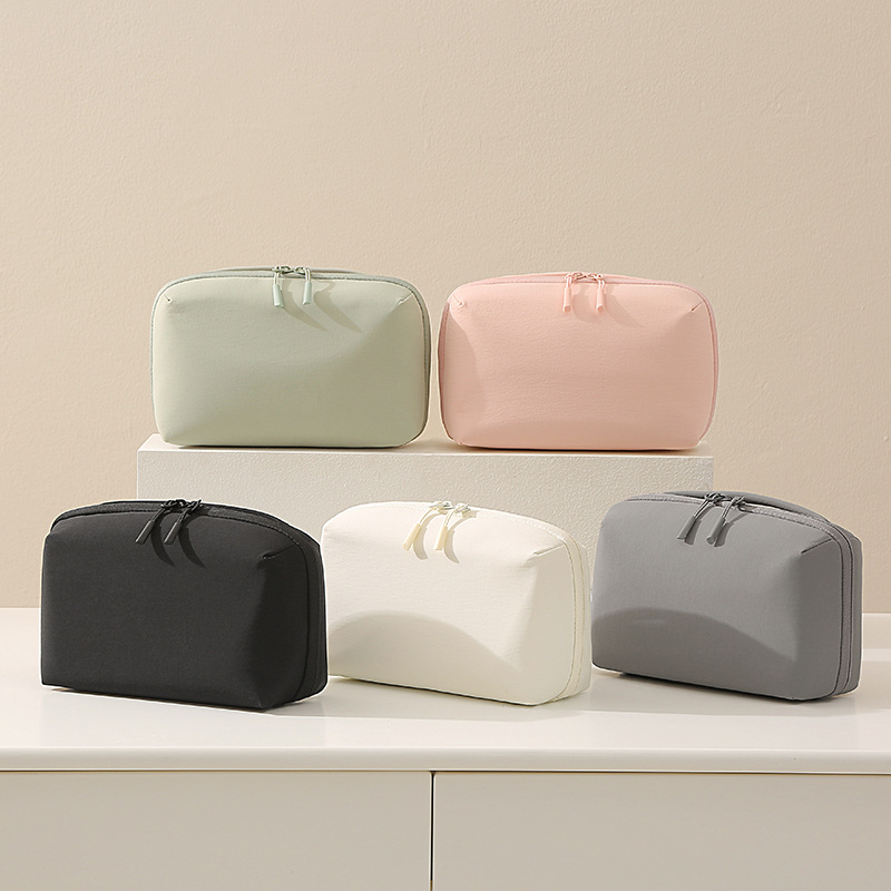 Przenośny organizer podróżny n – Tech Accessories Travel recenzja i cena